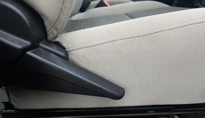 2012 Toyota Etios Liva TRD SPORTIVO DIESEL, Diesel, Manual, 30,513 km, Driver Side Adjustment Panel