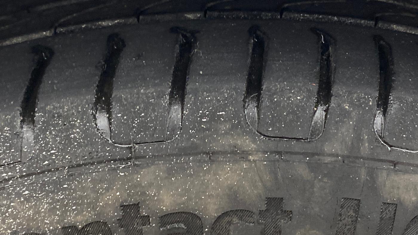 2021 Volkswagen Polo COMFORTLINE 1.0L TSI AT, Petrol, Automatic, 78,806 km, Left Front Tyre Tread