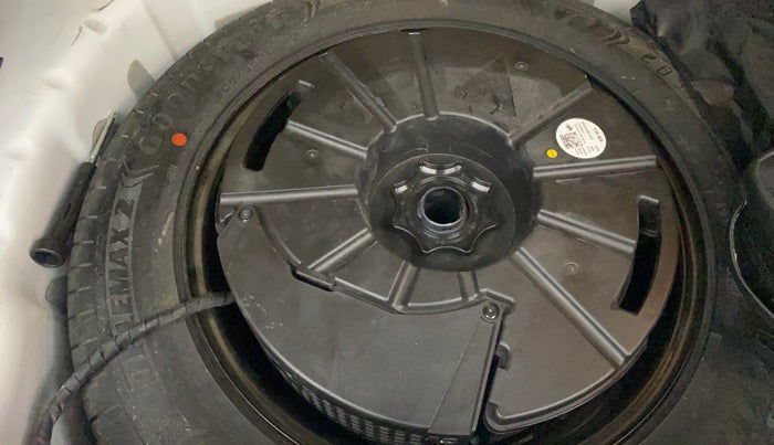 2021 Skoda KUSHAQ STYLE 1.0L TSI MT, Petrol, Manual, 57,767 km, Spare Tyre