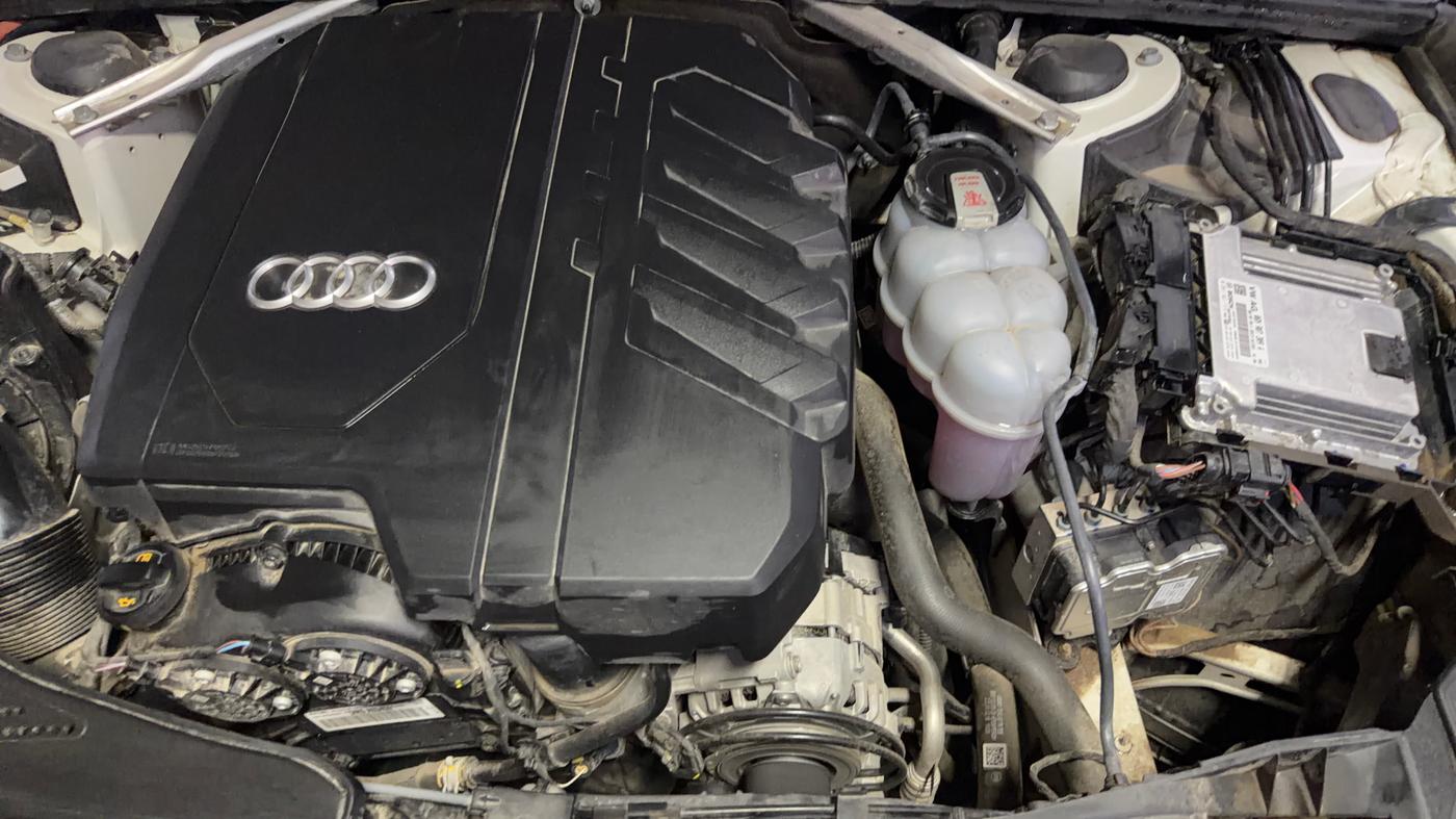 2024 Audi A4 40 TFSI Premium, Petrol, Automatic, 15,636 km, Engine View - Left