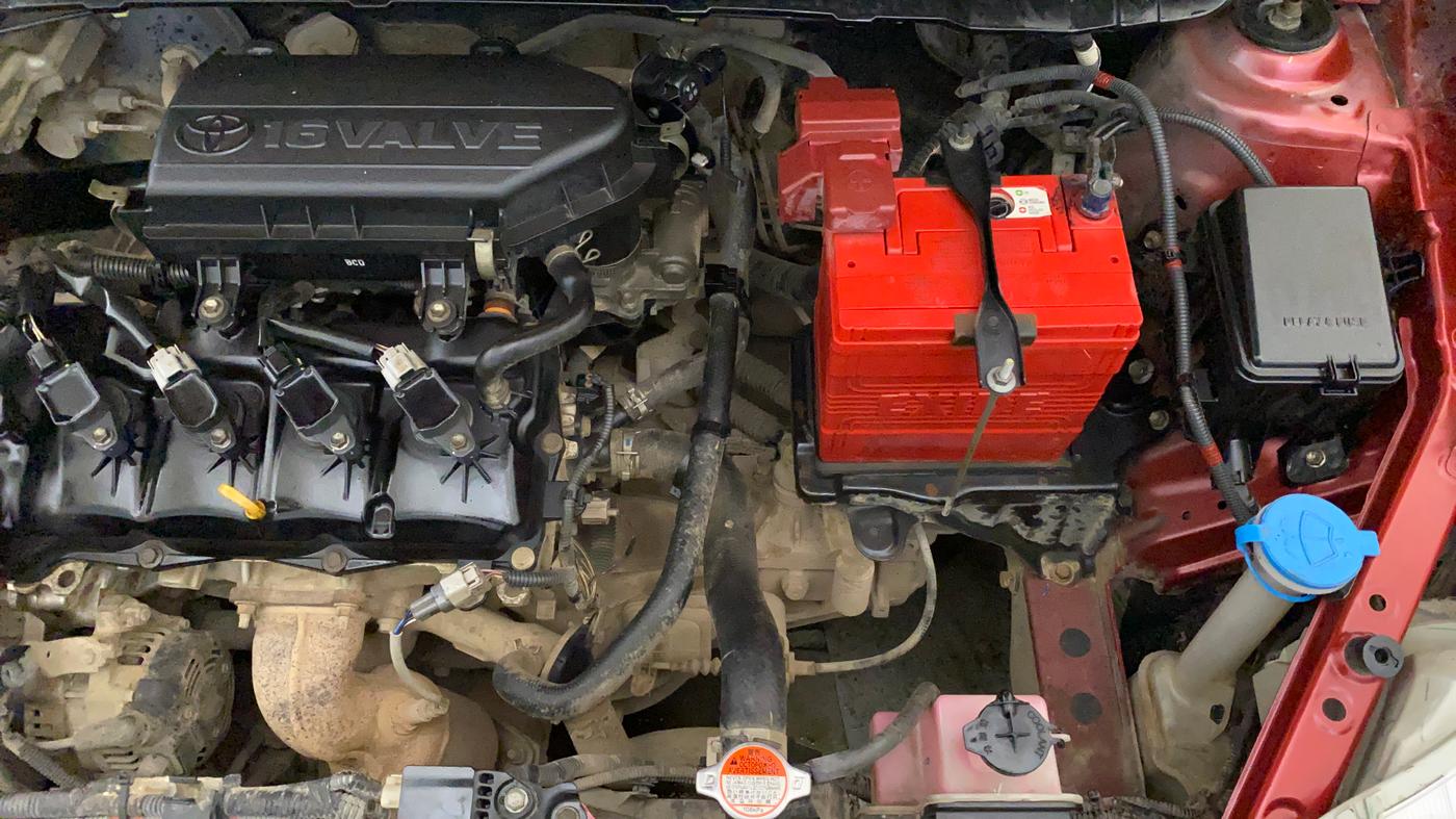 2019 Toyota Etios Liva V DUAL TONE, Petrol, Manual, 86,105 km, Engine View - Left