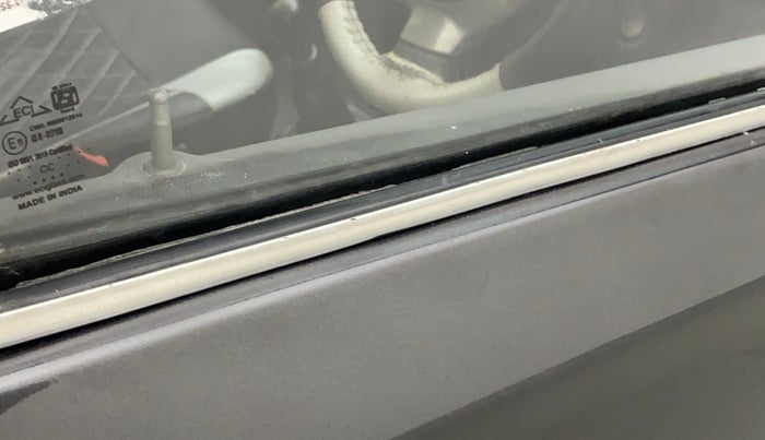 2017 Maruti Alto 800 LXI CNG, CNG, Manual, 65,751 km, Driver-side door - Weather strip has minor damage
