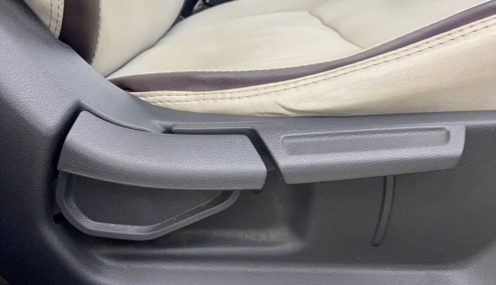 2019 Hyundai GRAND I10 NIOS SPORTZ AMT 1.2 KAPPA VTVT, Petrol, Automatic, 62,340 km, Driver Side Adjustment Panel