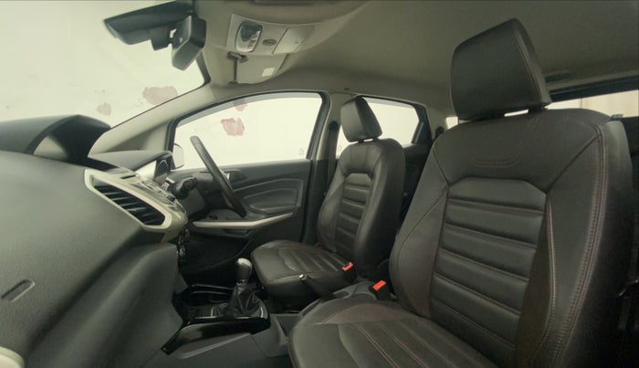 2017 Ford Ecosport TITANIUM + 1.5L DIESEL, Diesel, Manual, 20,738 km, Right Side Front Door Cabin