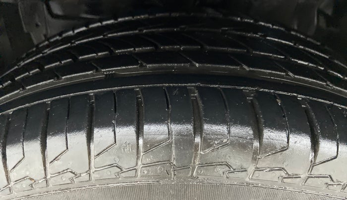 2021 Maruti S Cross SIGMA 1.5, Petrol, Manual, 9,769 km, Left Front Tyre Tread