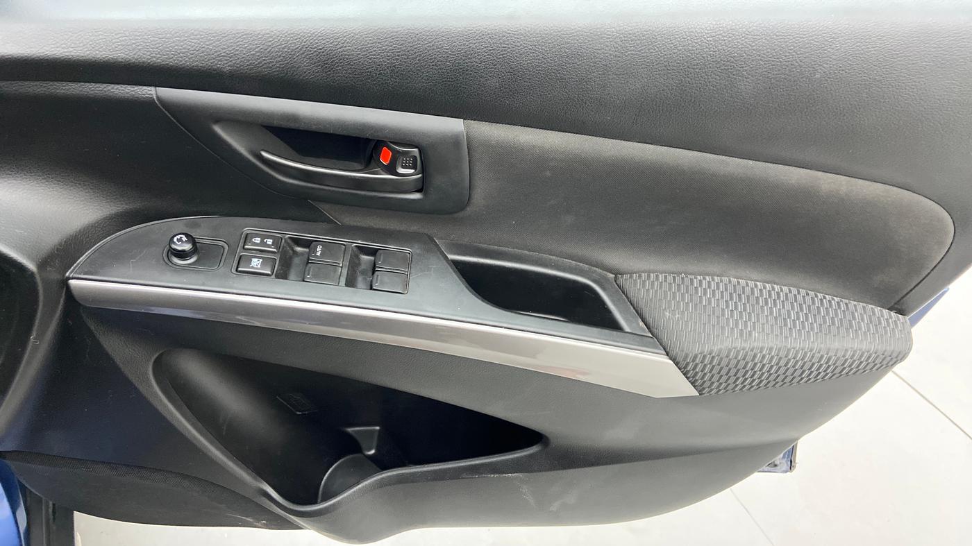 2021 Maruti S Cross SIGMA 1.5, Petrol, Manual, 9,769 km, Driver Side Door Panels Control