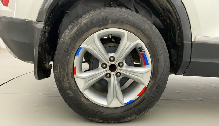 2019 Tata Harrier XZ 2.0L, Diesel, Manual, 74,474 km, Right Rear Wheel