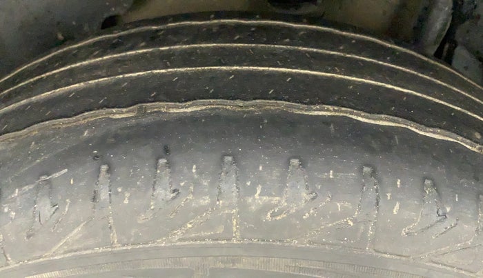 2019 Tata Harrier XZ 2.0L, Diesel, Manual, 74,474 km, Right Rear Tyre Tread