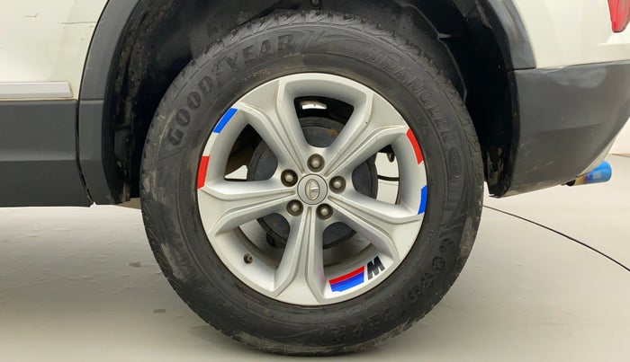 2019 Tata Harrier XZ 2.0L, Diesel, Manual, 74,474 km, Left Rear Wheel