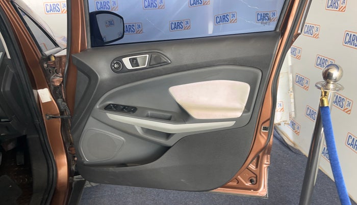 2017 Ford Ecosport TITANIUM 1.5L DIESEL, Diesel, Manual, 1,29,287 km, Driver Side Door Panels Control