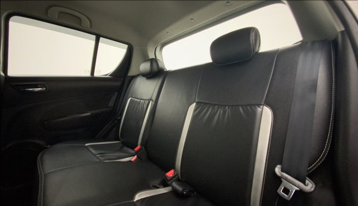 2016 Maruti Swift VXI O, Petrol, Manual, 52,783 km, Right Side Rear Door Cabin