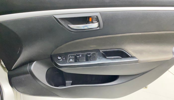 2016 Maruti Swift VXI O, Petrol, Manual, 52,783 km, Driver Side Door Panels Control