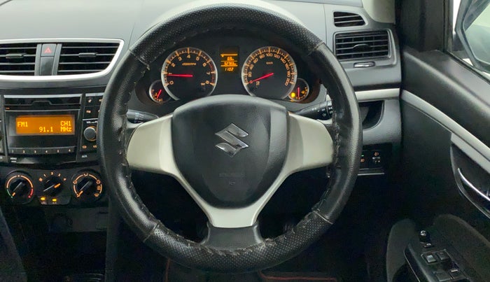 2016 Maruti Swift VXI O, Petrol, Manual, 52,783 km, Steering Wheel Close Up