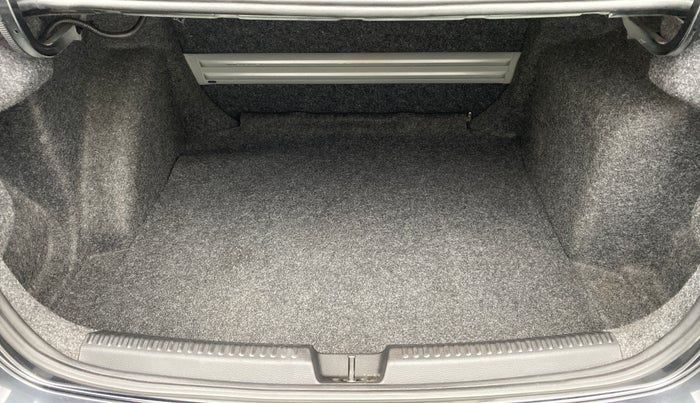 2018 Skoda Rapid 1.5 TDI MT STYLE, Diesel, Manual, Boot Inside