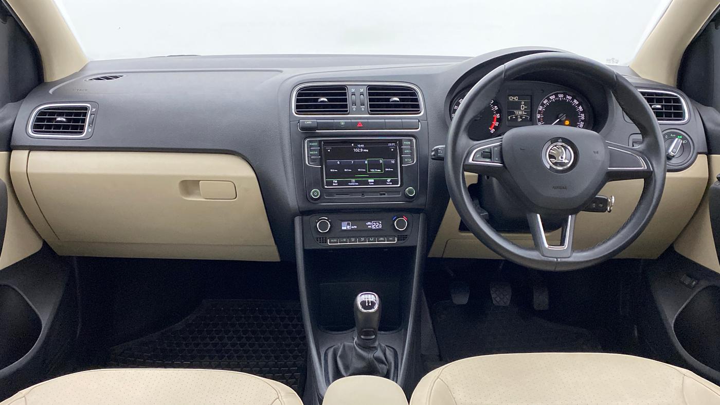 2018 Skoda Rapid 1.5 TDI MT STYLE, Diesel, Manual, Dashboard