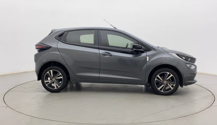 2022 Tata ALTROZ XZA, Petrol, Automatic, 35,026 km, Right Side View