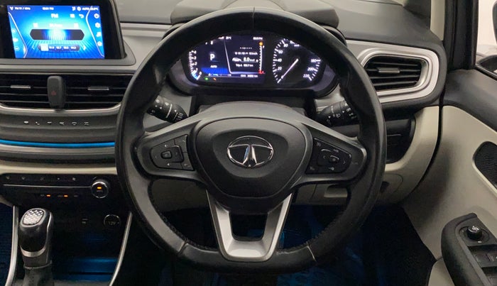 2022 Tata ALTROZ XZA, Petrol, Automatic, 35,026 km, Steering Wheel Close Up