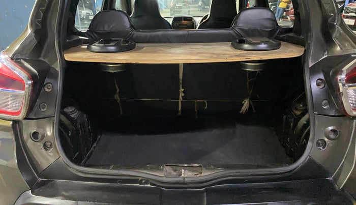 2016 Renault Kwid RXL, Petrol, Manual, 54,630 km, Boot Inside