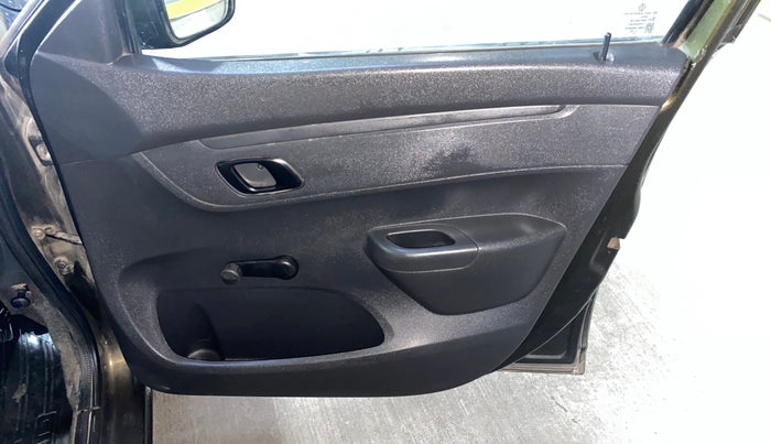 2016 Renault Kwid RXL, Petrol, Manual, 54,630 km, Driver Side Door Panels Control