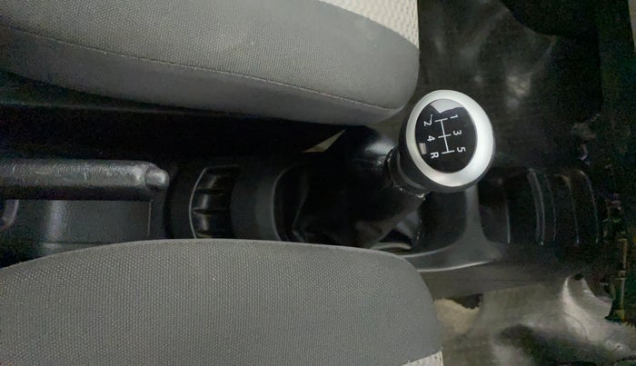 2013 Maruti Wagon R 1.0 LXI, Petrol, Manual, 34,828 km, Gear Lever