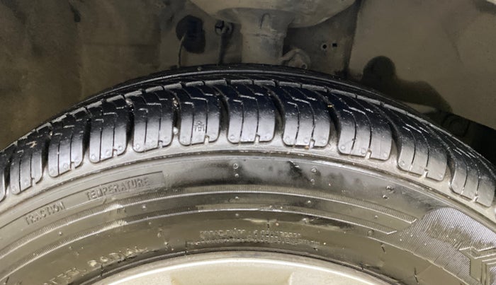 2016 Honda Amaze 1.2L I-VTEC SX, Petrol, Manual, 36,212 km, Right Front Tyre Tread