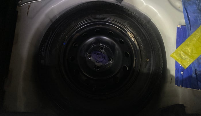 2020 Maruti Swift VXI AMT, Petrol, Automatic, 38,025 km, Spare Tyre