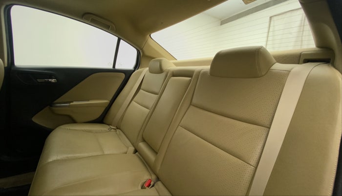 2015 Honda City 1.5L I-VTEC VX CVT, Petrol, Automatic, 44,650 km, Right Side Rear Door Cabin