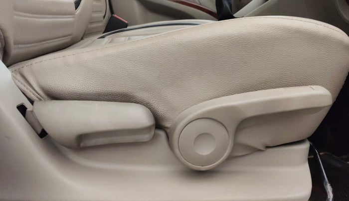 2016 Maruti Celerio ZXI, Petrol, Manual, 60,444 km, Driver Side Adjustment Panel