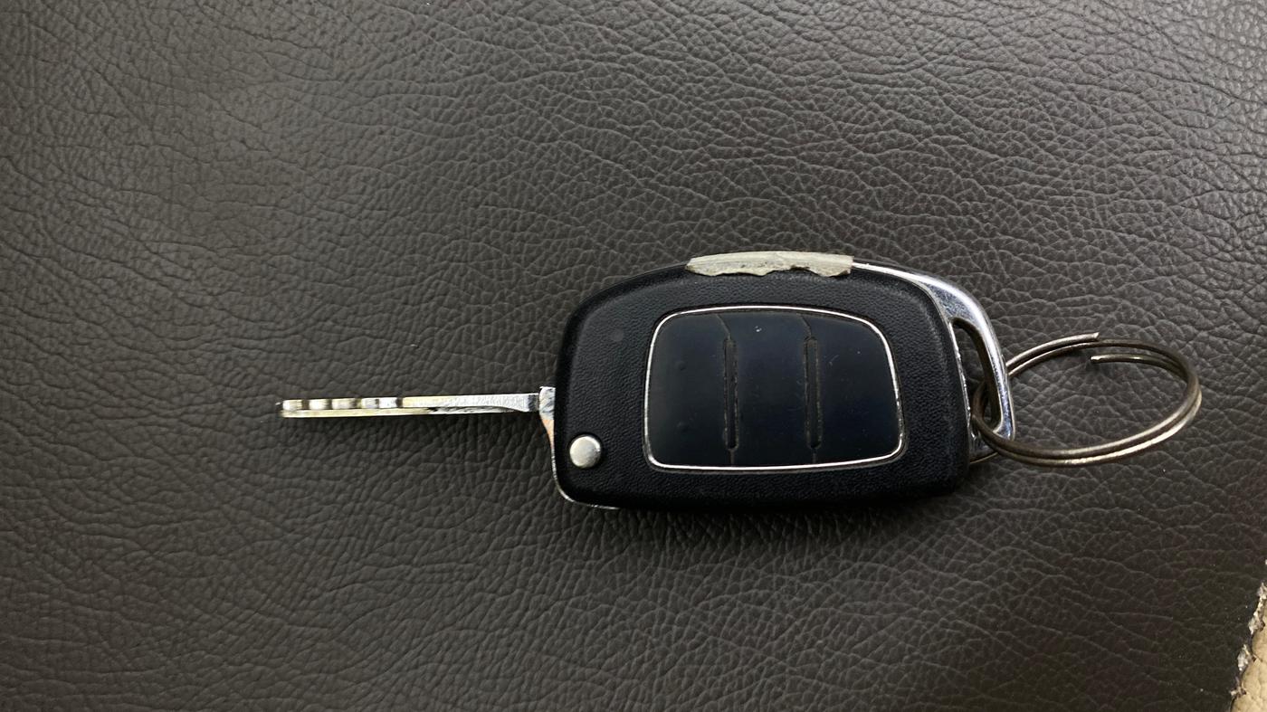2013 Hyundai i20 MAGNA 1.2, Petrol, Manual, 65,517 km, Key Close Up