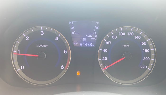 2014 Hyundai Verna FLUIDIC 1.6 CRDI SX, Diesel, Manual, 97,400 km, Odometer Image