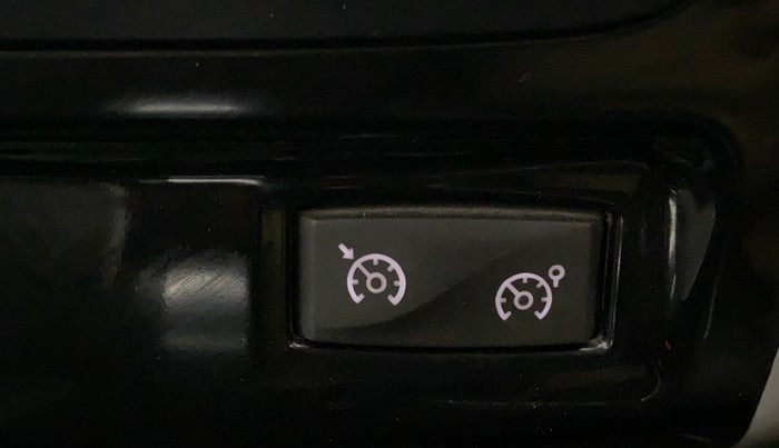 2021 Renault Duster RXZ 1.3 TURBO PETROL CVT, Petrol, Automatic, 49,406 km, Adaptive Cruise Control