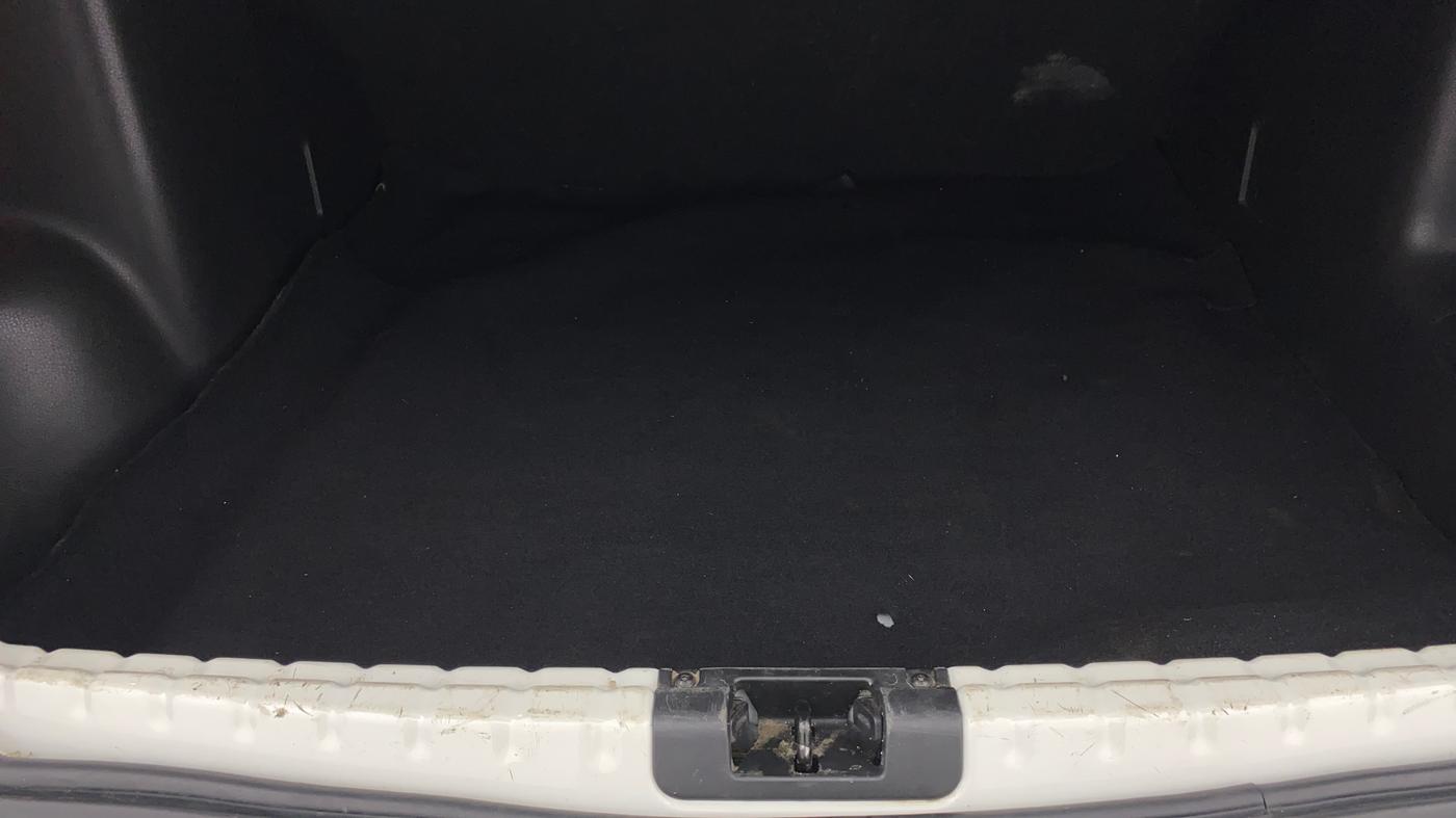 2021 Renault Duster RXZ 1.3 TURBO PETROL CVT, Petrol, Automatic, 49,438 km, Boot Inside