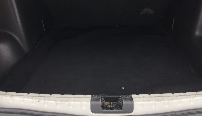 2021 Renault Duster RXZ 1.3 TURBO PETROL CVT, Petrol, Automatic, 49,406 km, Boot Inside
