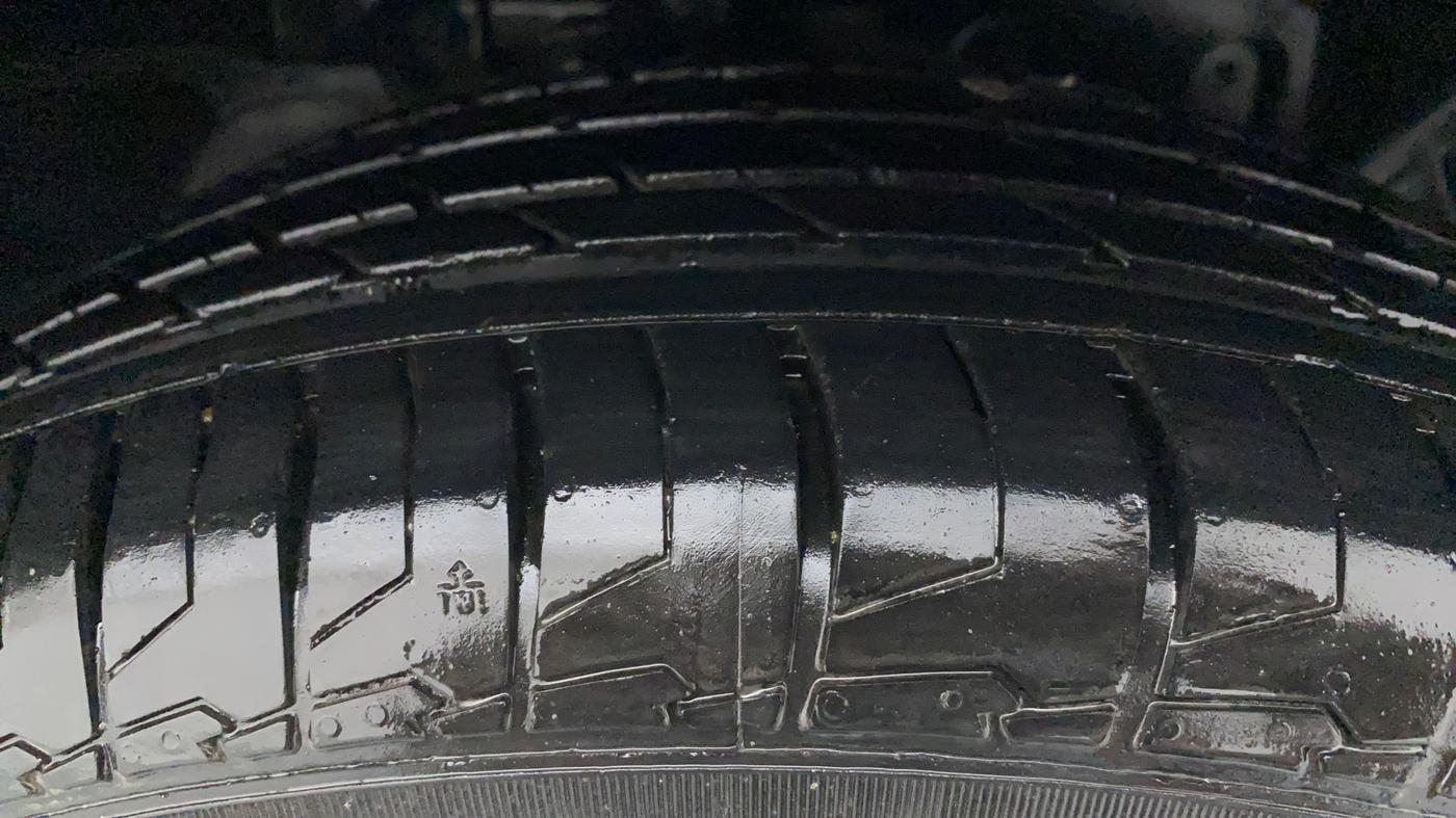2017 Ford Ecosport TITANIUM 1.5L PETROL, Petrol, Manual, 77,645 km, Right Front Tyre Tread