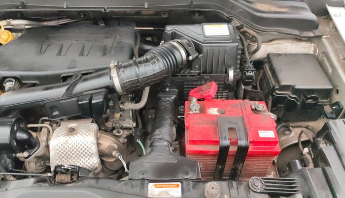 2019 Mahindra XUV300 W8 (O) 1.2 PETROL, Petrol, Manual, 62,636 km, Engine View - Left