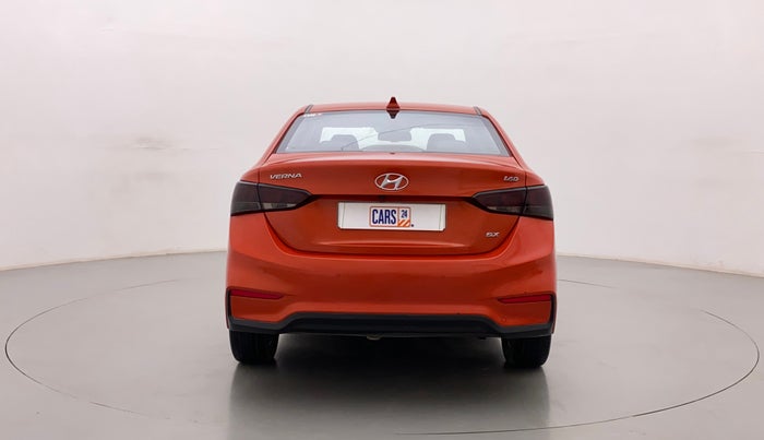 2018 Hyundai Verna 1.6 SX (O) CRDI MT, Diesel, Manual, 73,459 km, Back/Rear