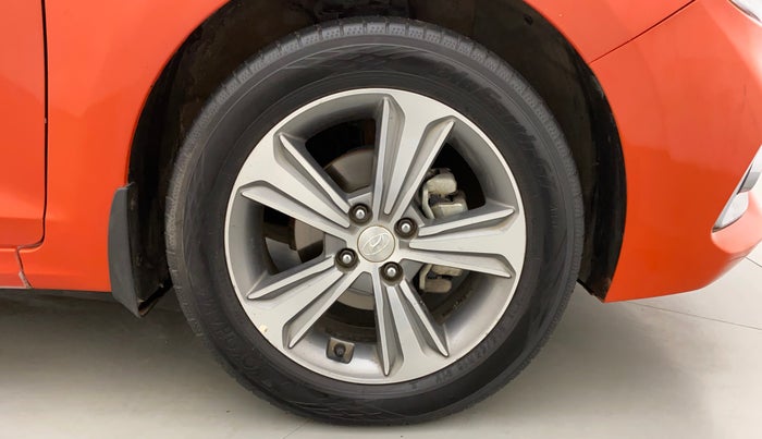 2018 Hyundai Verna 1.6 SX (O) CRDI MT, Diesel, Manual, 73,459 km, Right Front Wheel