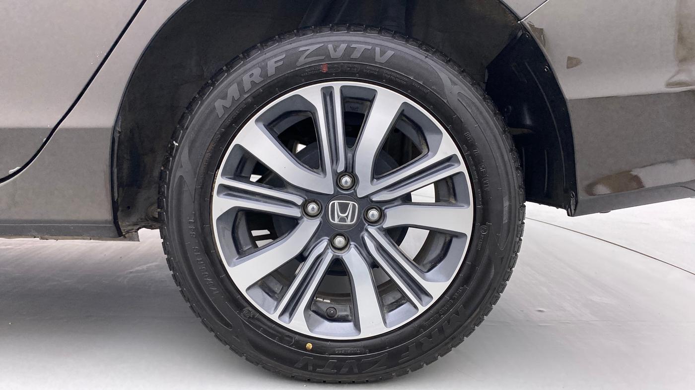 2022 Honda City V MT PETROL, Petrol, Manual, 9,418 km, Left Rear Wheel