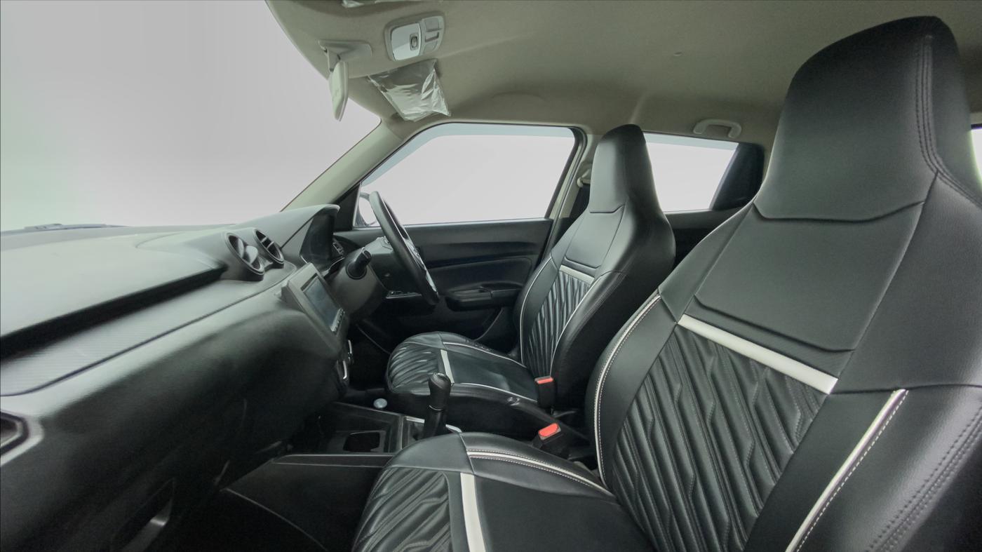 2020 Maruti Swift LXI, Petrol, Manual, 51,925 km, Right Side Front Door Cabin
