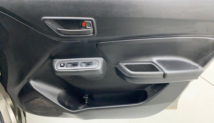 2020 Maruti Swift LXI, Petrol, Manual, 51,925 km, Driver Side Door Panels Control