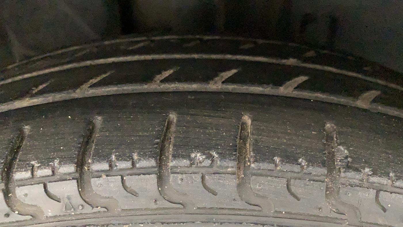 2019 Datsun Redi Go S 1.0, Petrol, Manual, 46,624 km, Right Front Tyre Tread