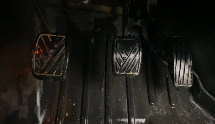 2020 Maruti Baleno ZETA PETROL 1.2, Petrol, Manual, 73,238 km, Pedals