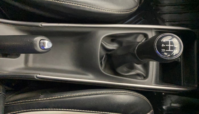 2020 Maruti Baleno ZETA PETROL 1.2, Petrol, Manual, 73,238 km, Gear Lever