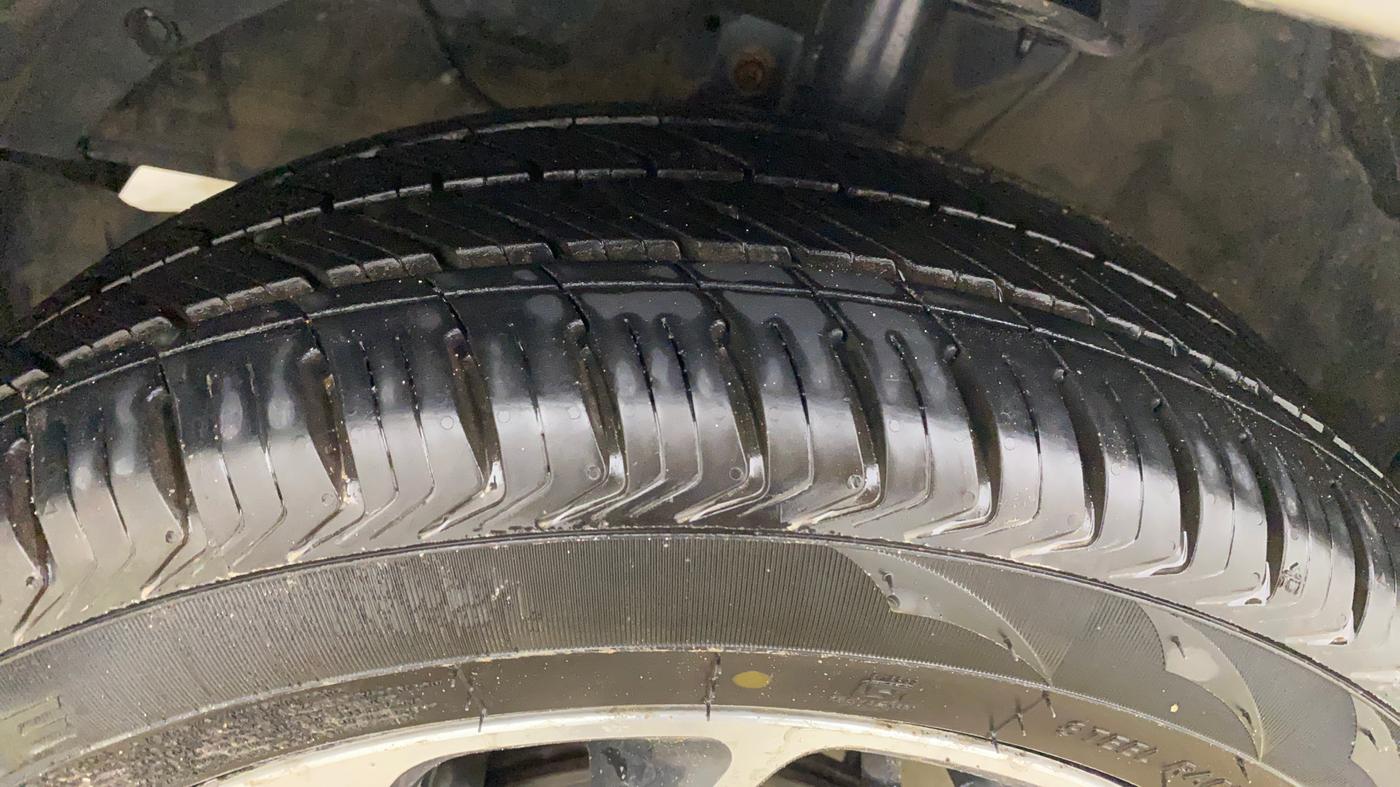 2020 Maruti Baleno ZETA PETROL 1.2, Petrol, Manual, 73,238 km, Left Front Tyre Tread