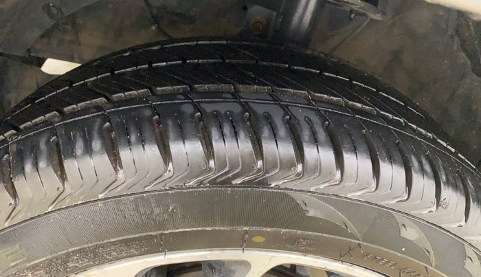 2020 Maruti Baleno ZETA PETROL 1.2, Petrol, Manual, 73,238 km, Left Front Tyre Tread