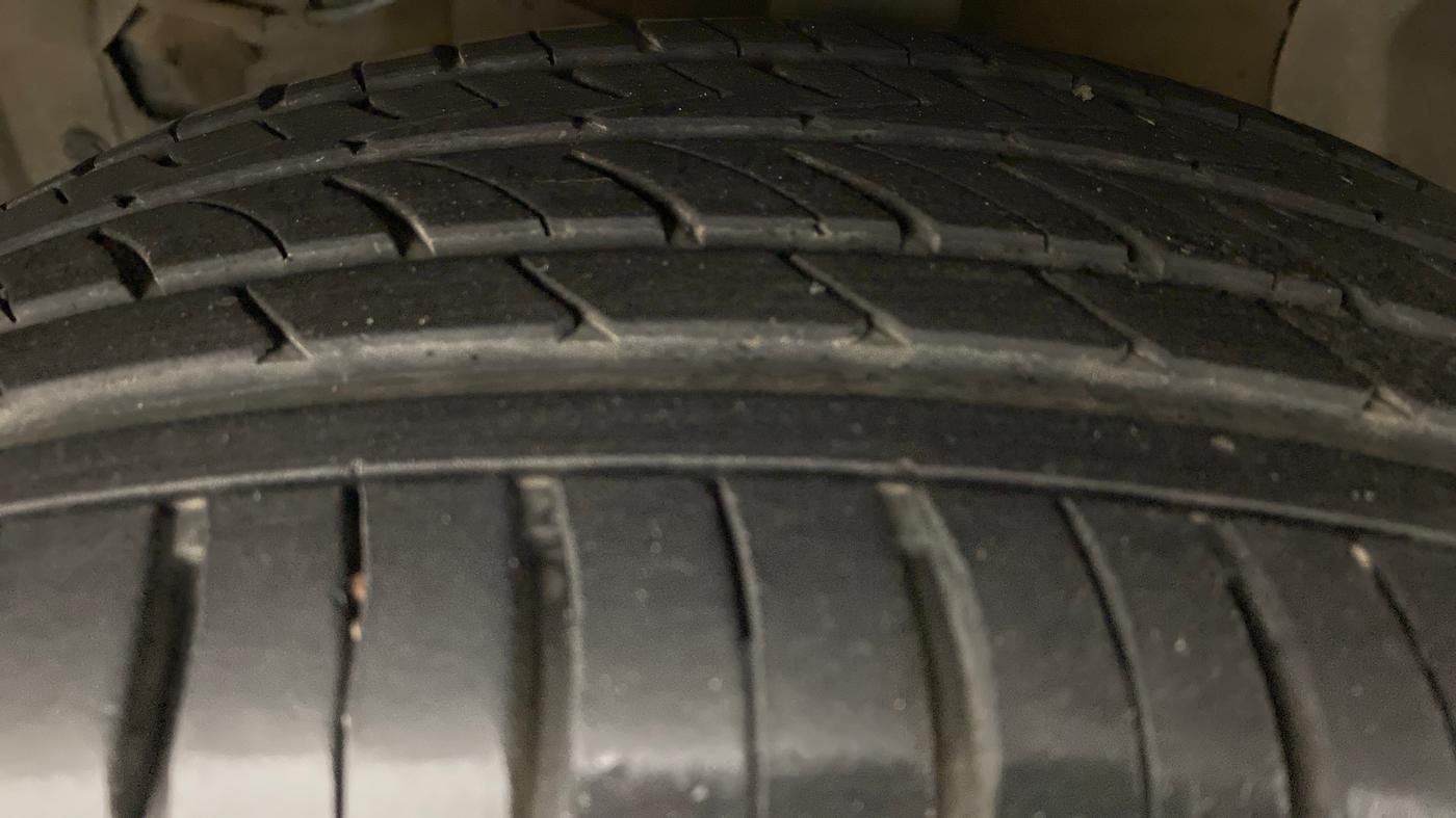 2021 Maruti S Cross ZETA SHVS PETROL, Petrol, Manual, 15,012 km, Left Front Tyre Tread