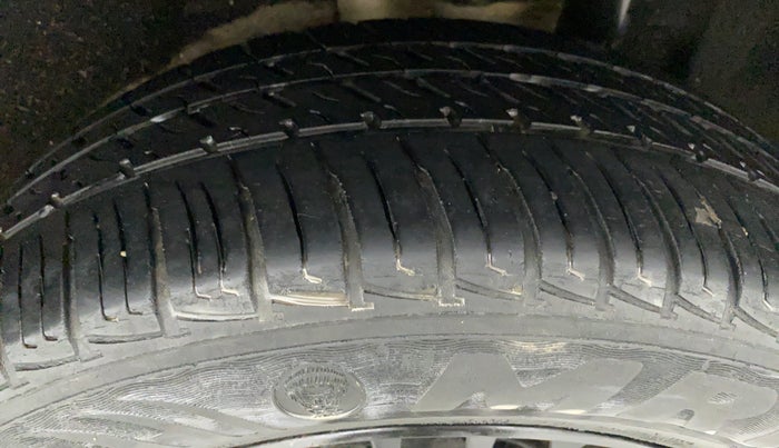 2019 Maruti Vitara Brezza VDI AMT, Diesel, Automatic, 22,375 km, Left Rear Tyre Tread