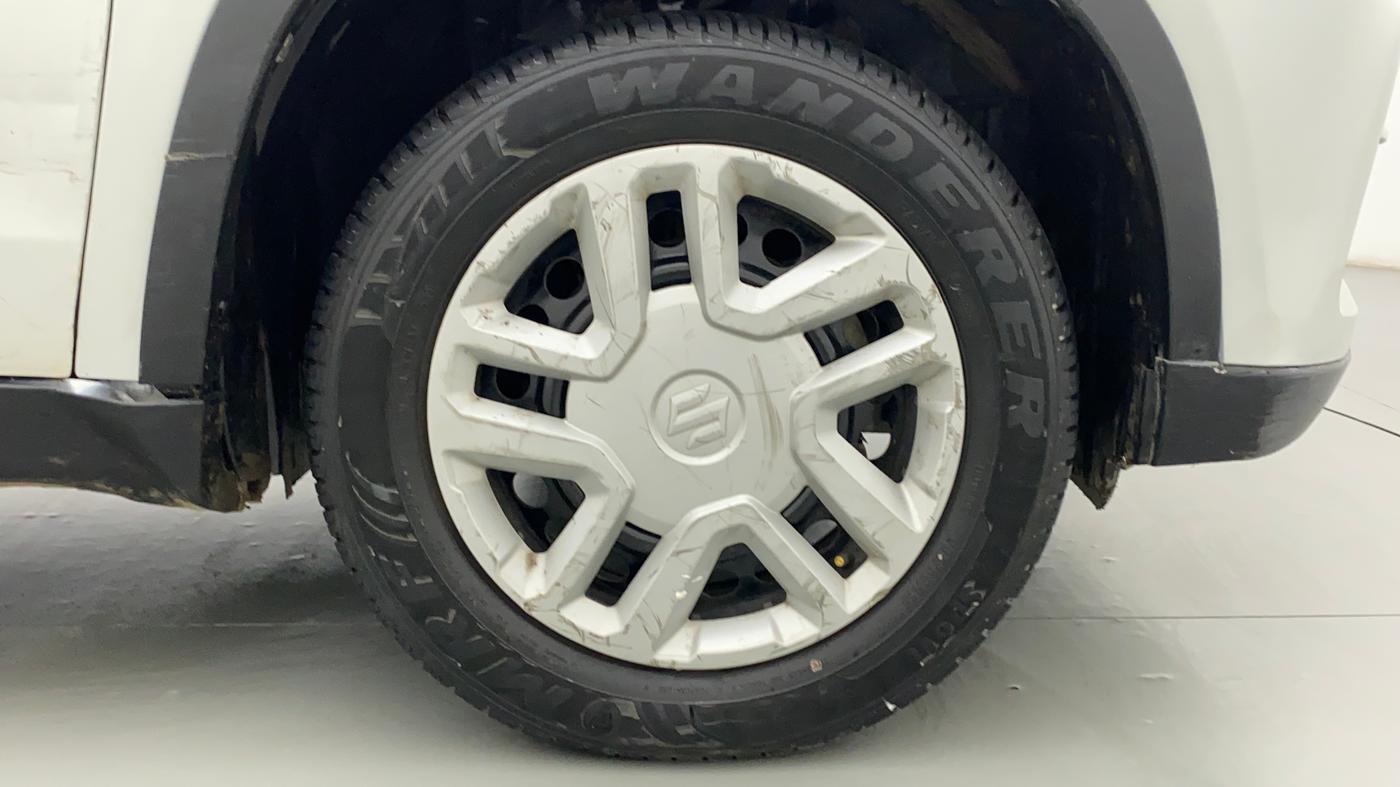 2019 Maruti Vitara Brezza VDI AMT, Diesel, Automatic, 22,375 km, Right Front Wheel