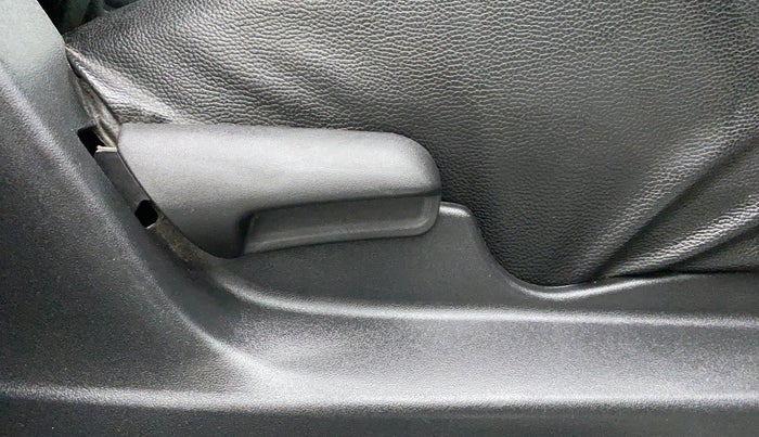 2019 Maruti Vitara Brezza VDI AMT, Diesel, Automatic, 22,375 km, Driver Side Adjustment Panel