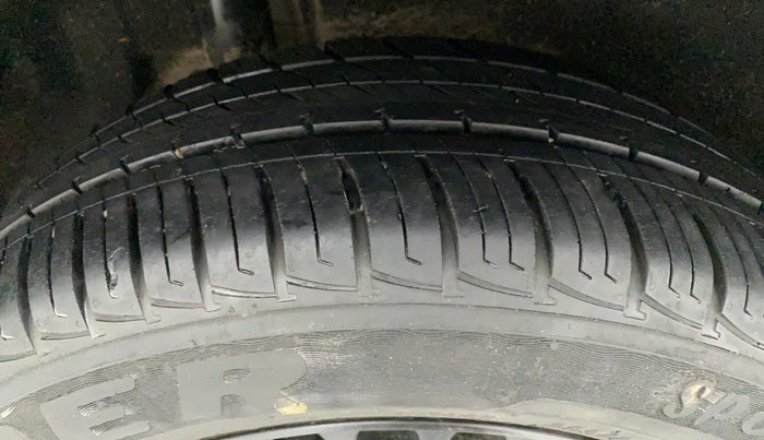 2019 Maruti Vitara Brezza VDI AMT, Diesel, Automatic, 22,375 km, Right Rear Tyre Tread